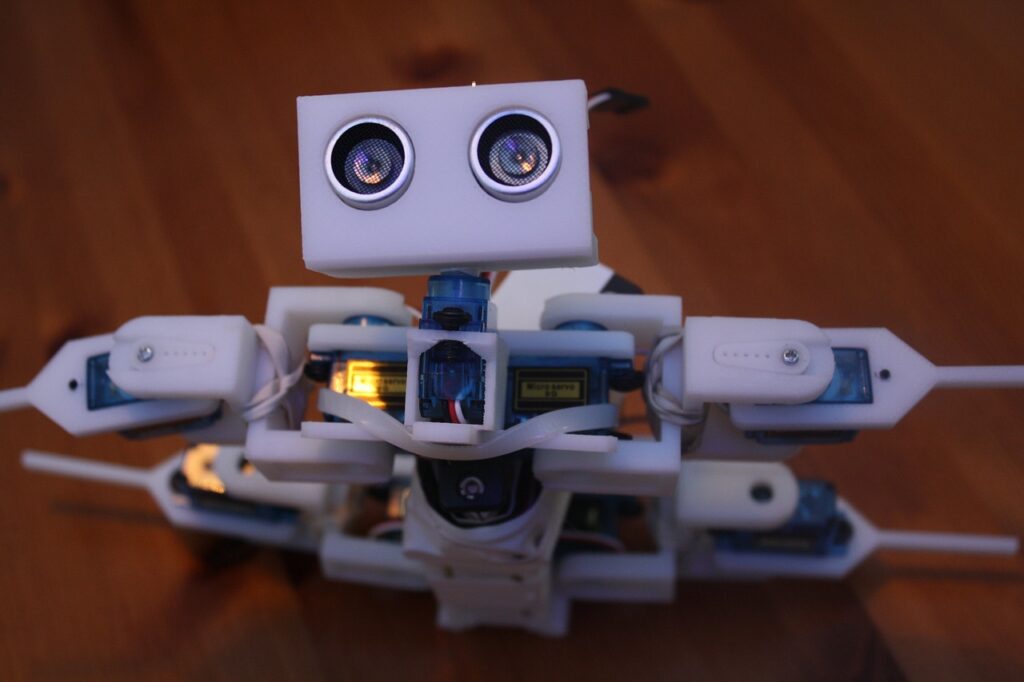 robot, servo, ultrasonic sensor-648622.jpg